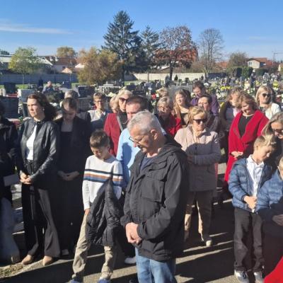 574856255 1266992328799831 5637506148614288943 N